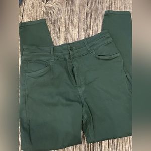 Kut from the Cloth green pants